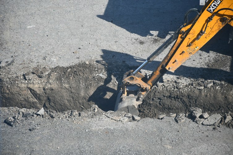 Operational national infrastructure systems: maintain, repair, refurbish, renew versus cost, value and investment