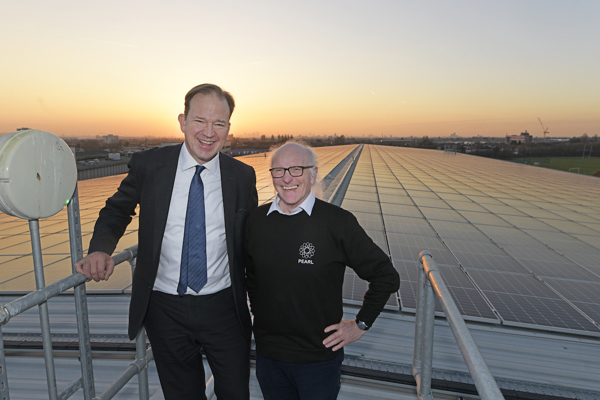 Decarbonisation minister visits UCL PEARL transport laboratory