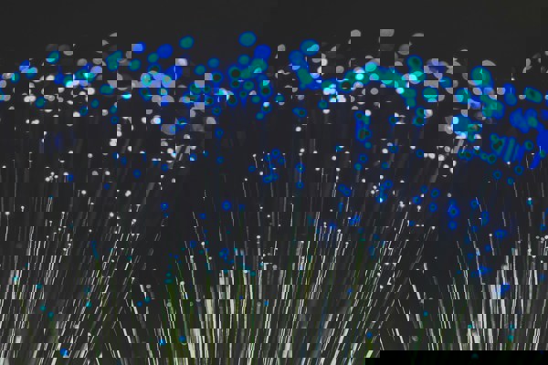 Connected - Advanced optical technologies  for a sustainable built  environment